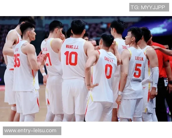 中国男篮惊险逆转韩国队以76比75赢得激烈对决展现团队精神与拼搏意志